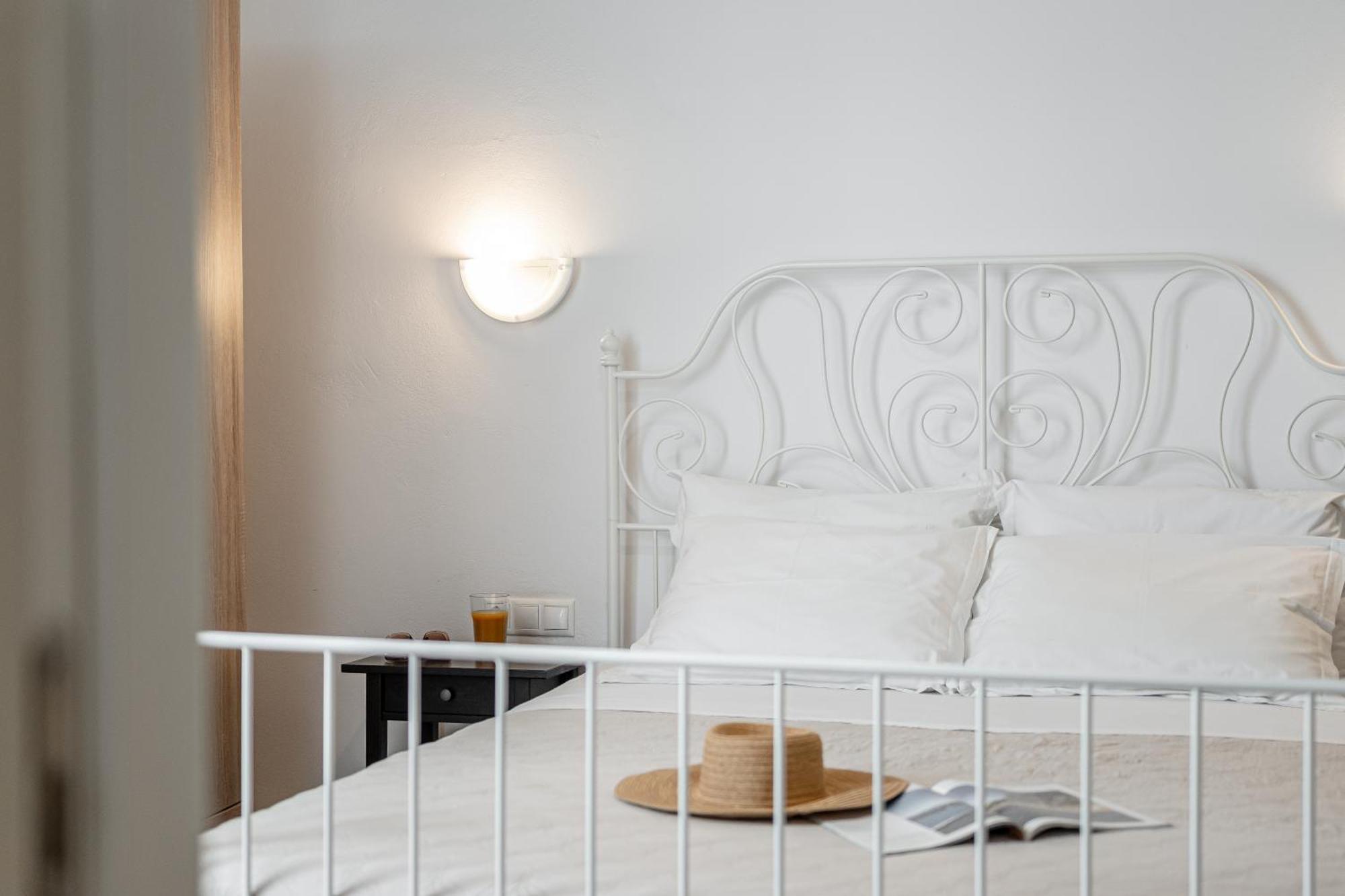 Apartament The White Stone House Naxos City Zewnętrze zdjęcie